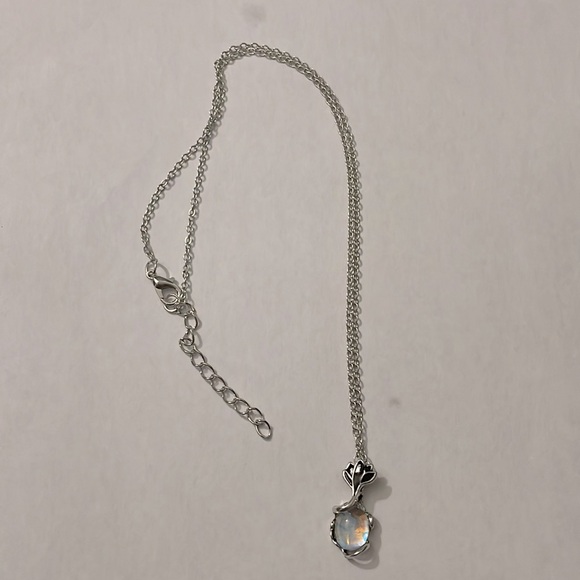 Shiny Necklace - Picture 1 of 2